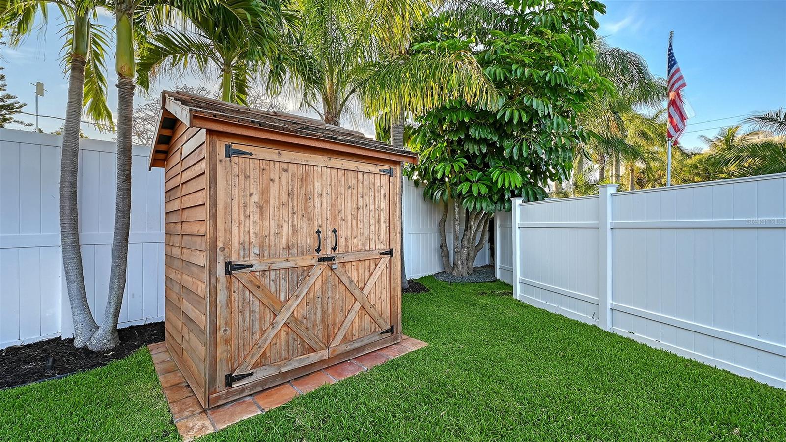 NORTH ISLES - Residential