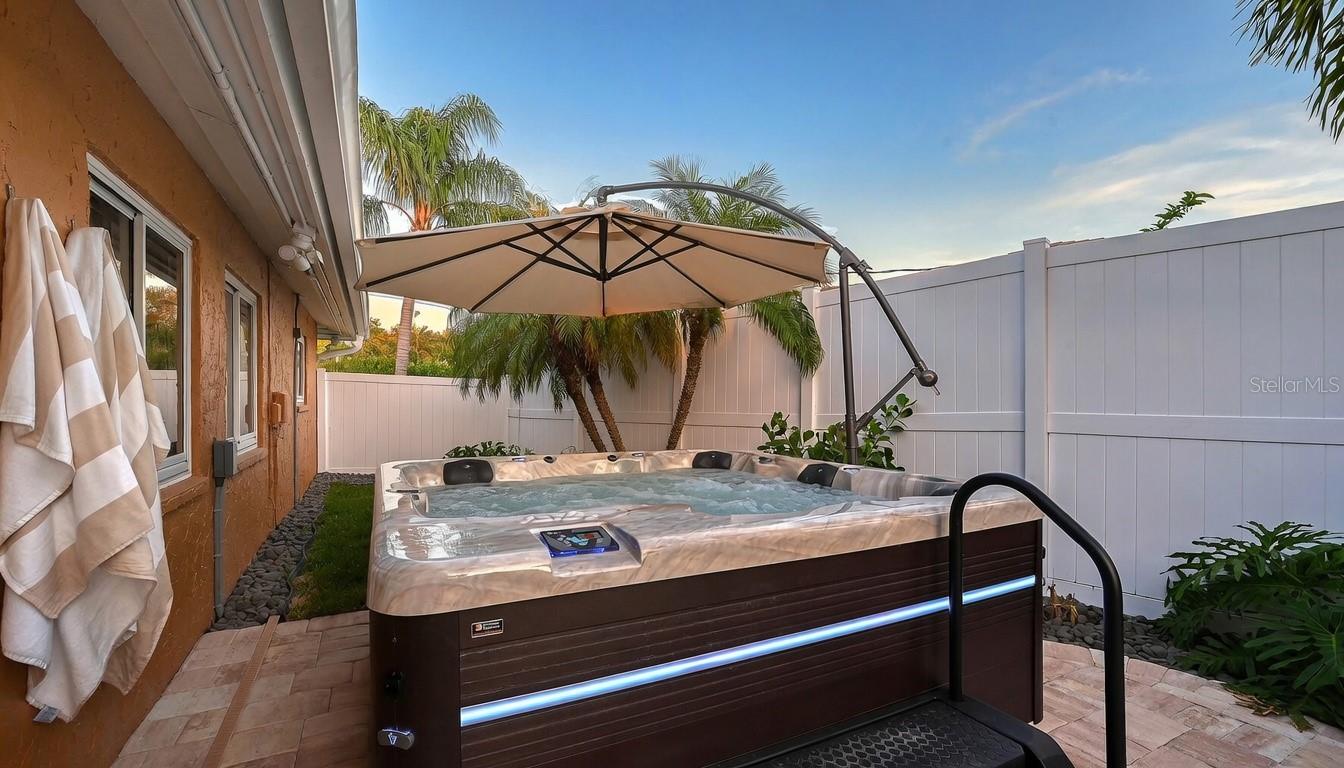 NORTH ISLES - Residential