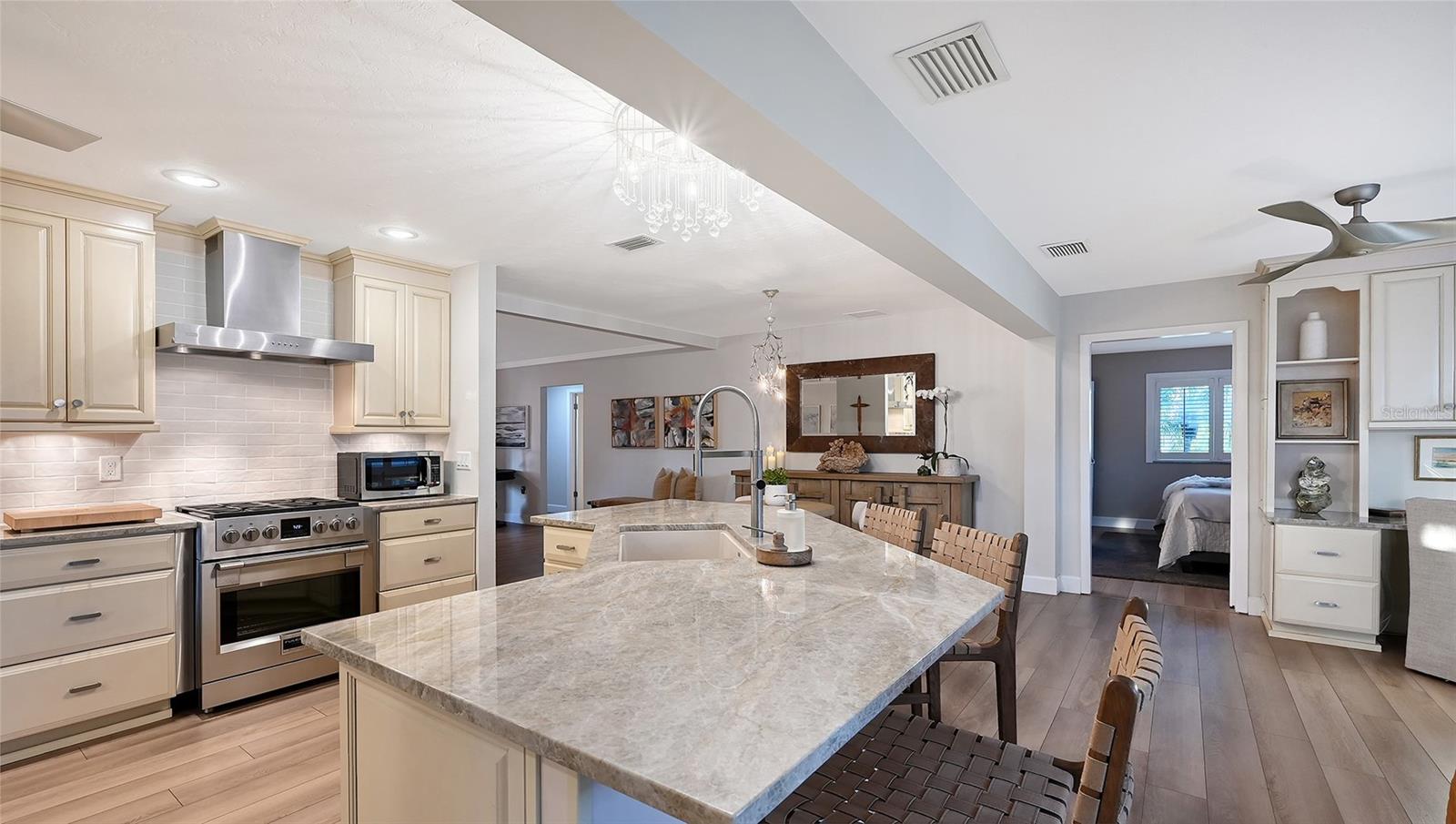 NORTH ISLES - Residential