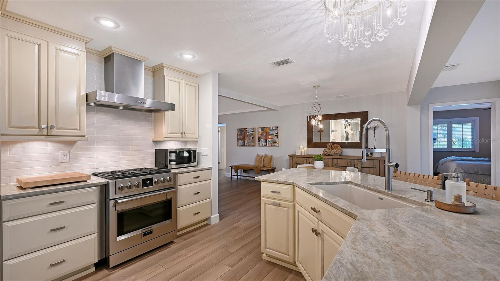 NORTH ISLES - Residential