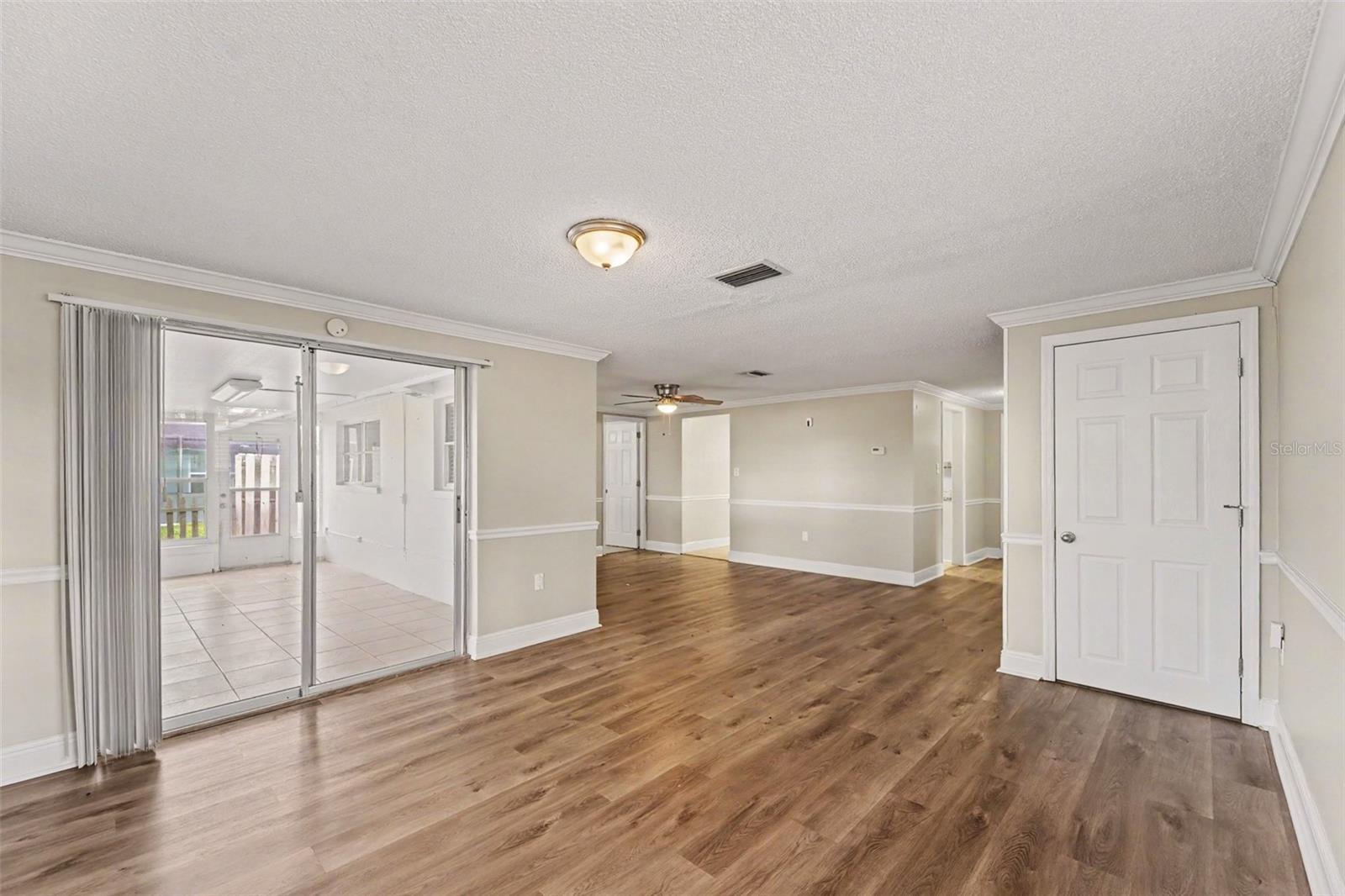 10525 OLEANDER DRIVE