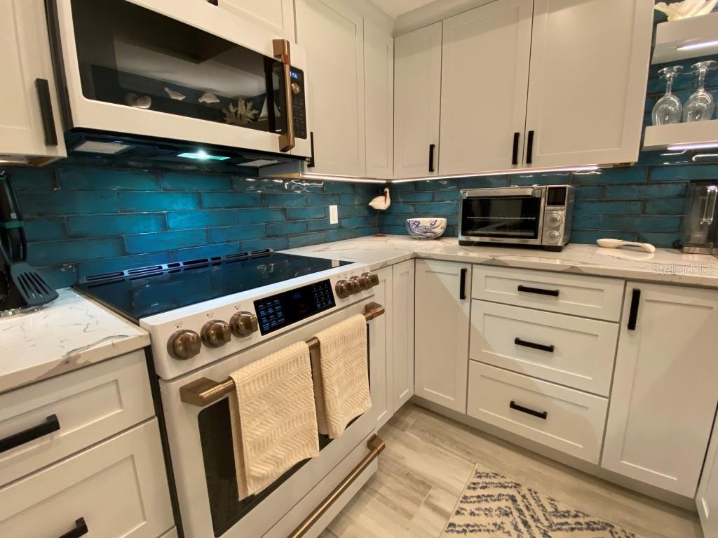 2055 GULF OF MEXICO DRIVE G2-213