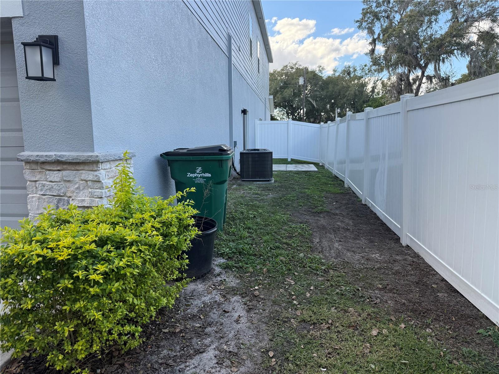 MOORES ADD - Residential Lease