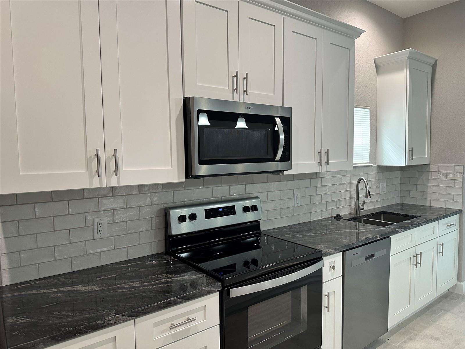 MOORES ADD - Residential Lease