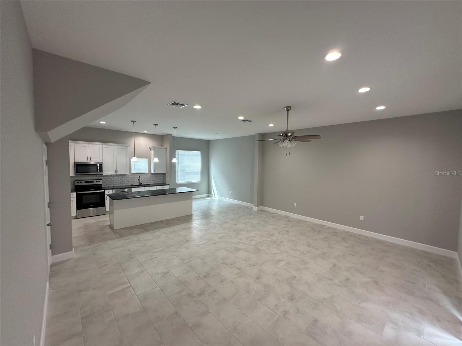 MOORES ADD - Residential Lease