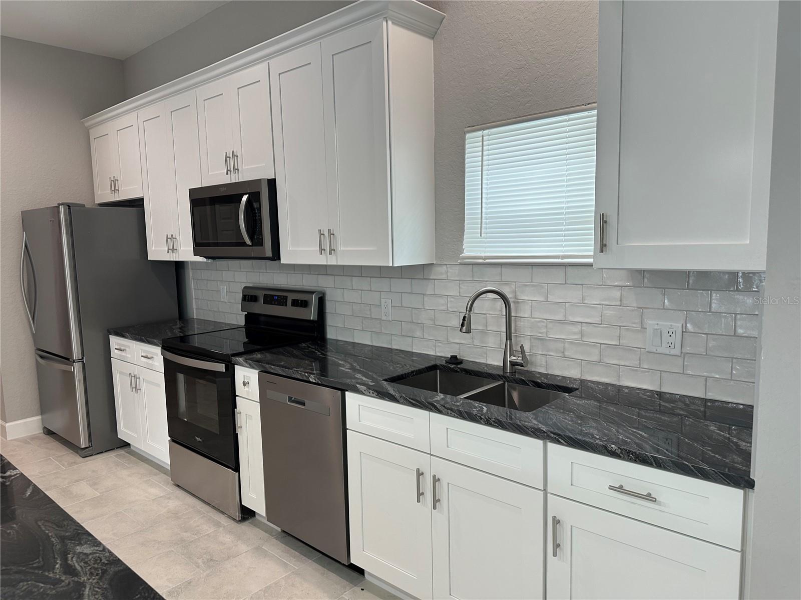 MOORES ADD - Residential Lease