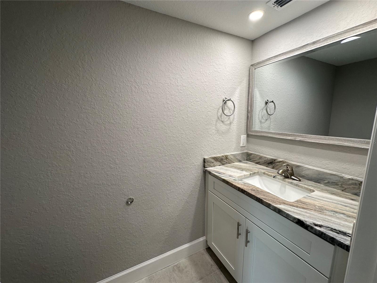 MOORES ADD - Residential Lease