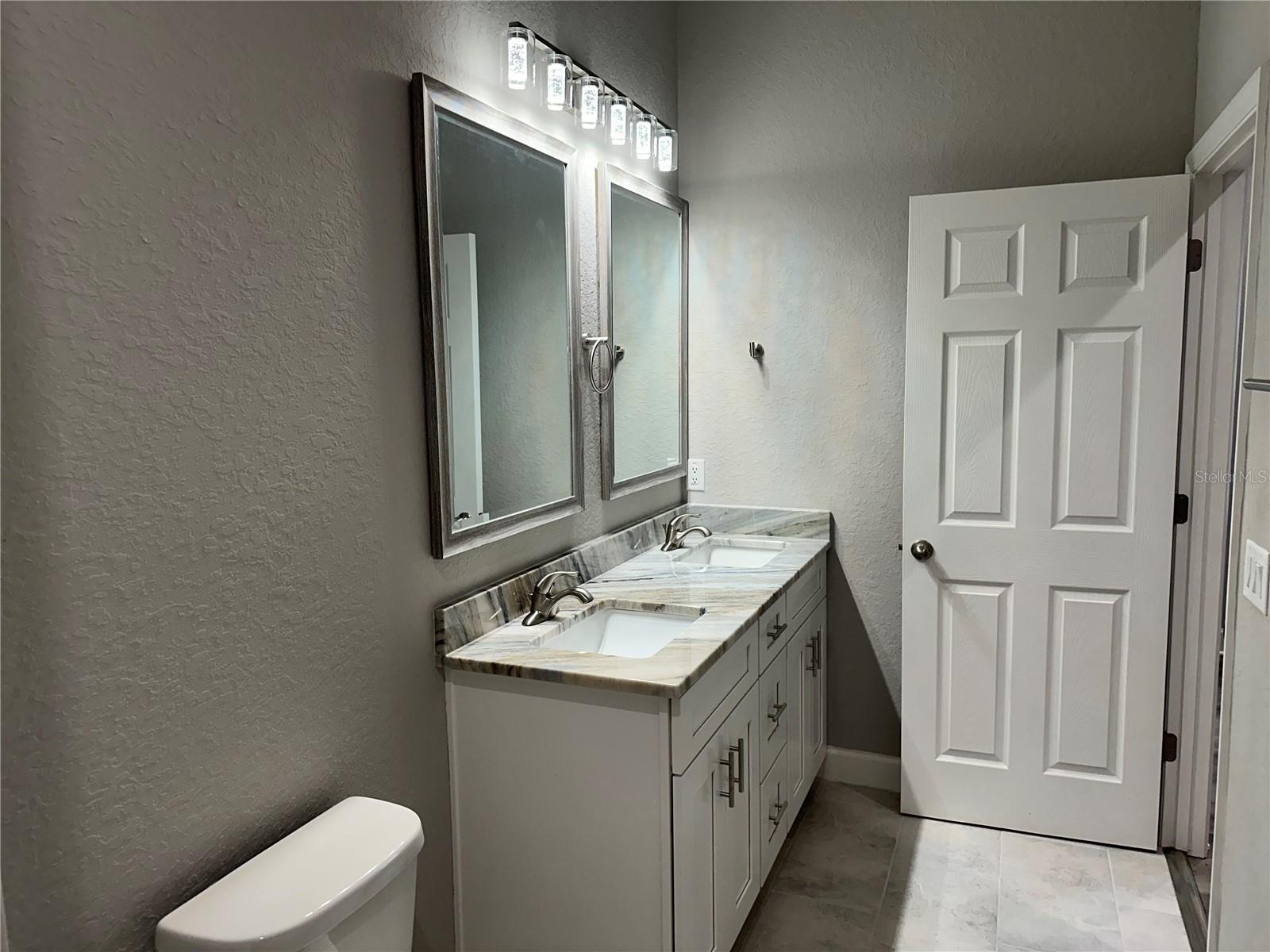 MOORES ADD - Residential Lease