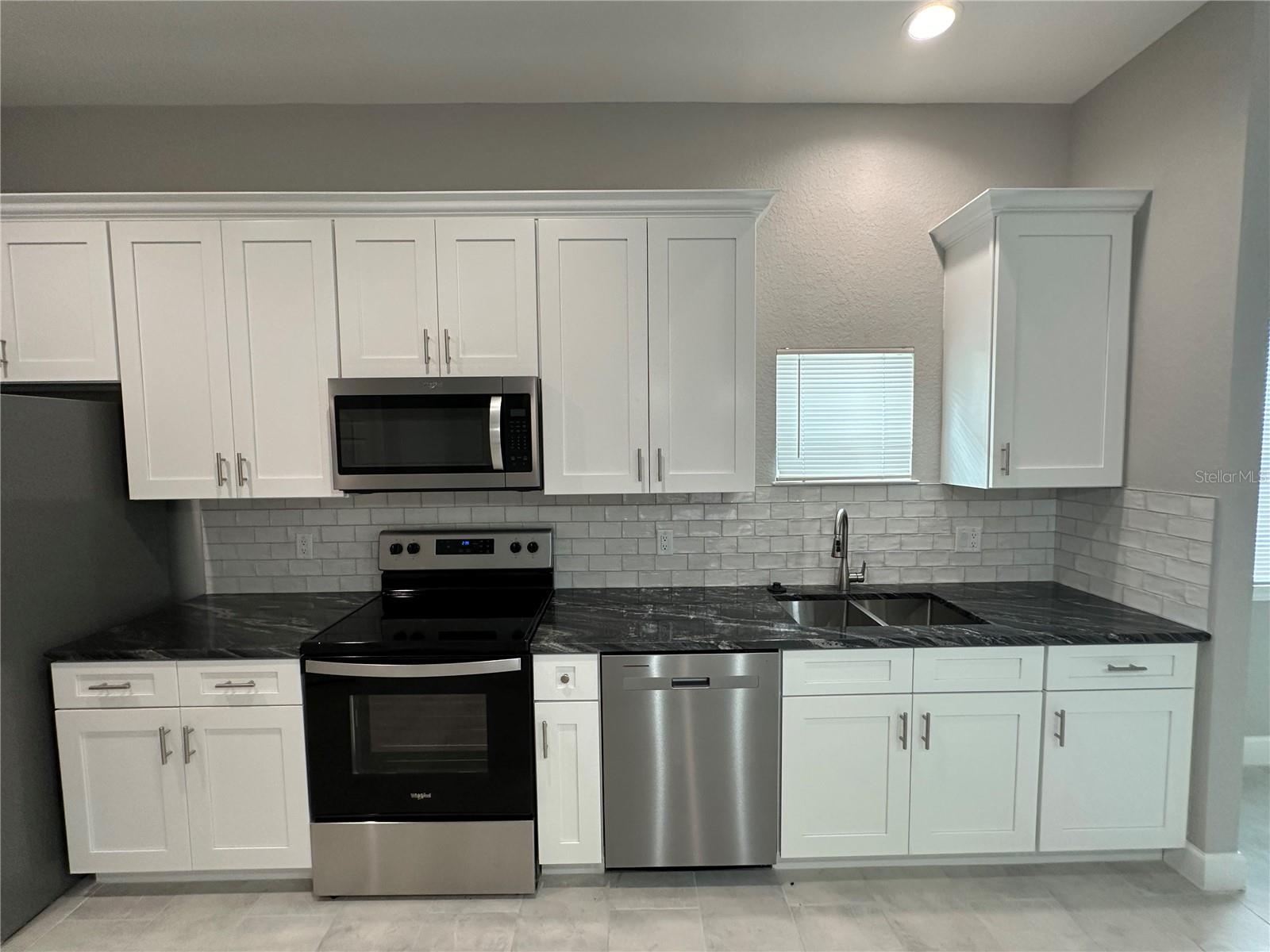 MOORES ADD - Residential Lease