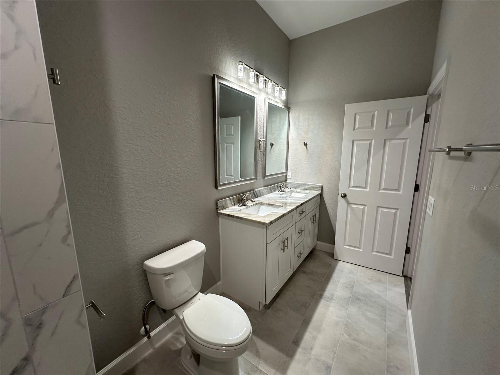 MOORES ADD - Residential Lease