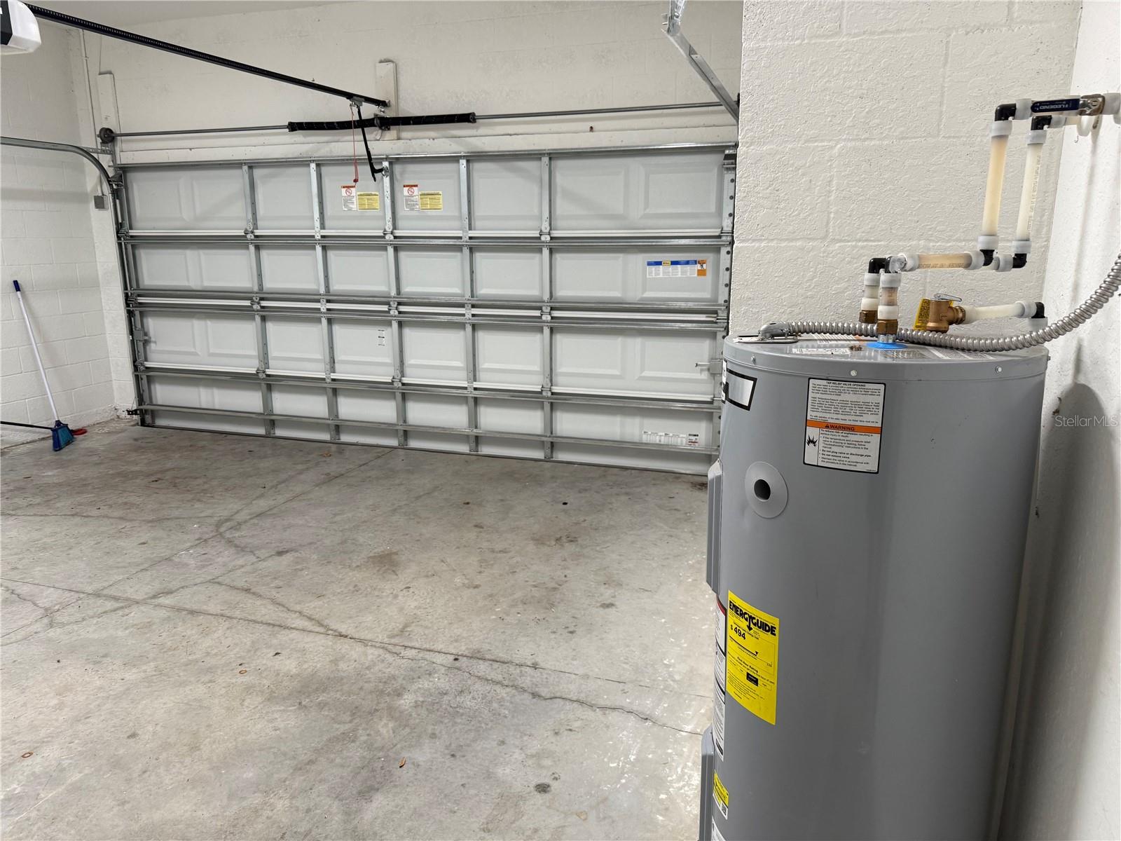 MOORES ADD - Residential Lease