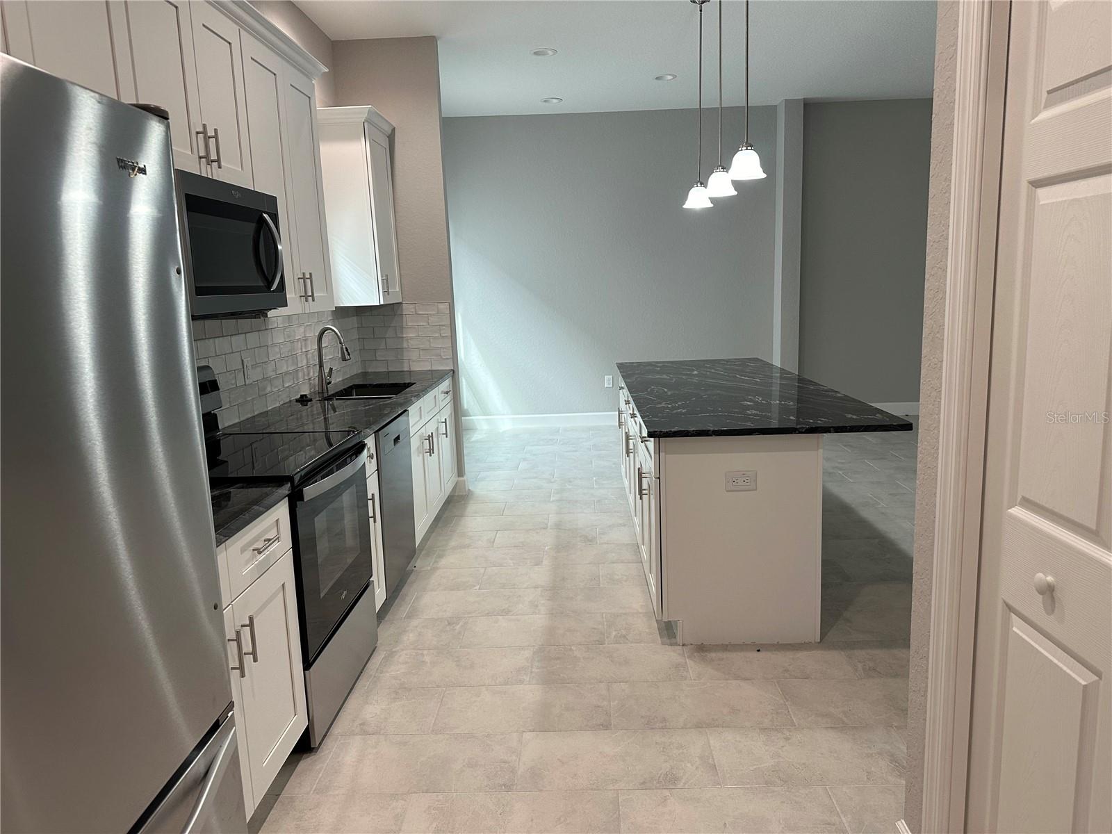 MOORES ADD - Residential Lease