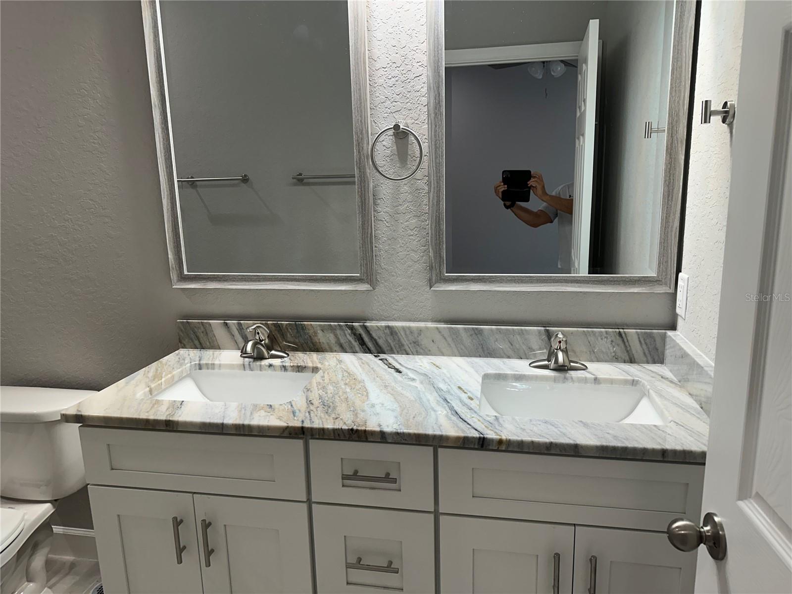 MOORES ADD - Residential Lease