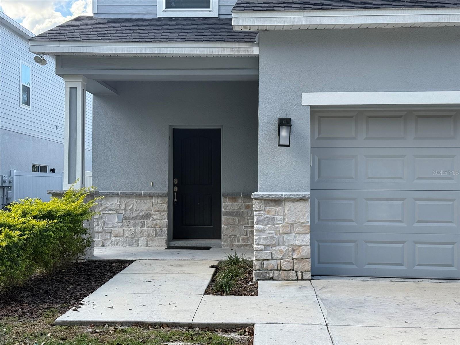 MOORES ADD - Residential Lease