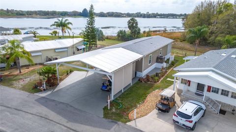 A home in LAKE WALES