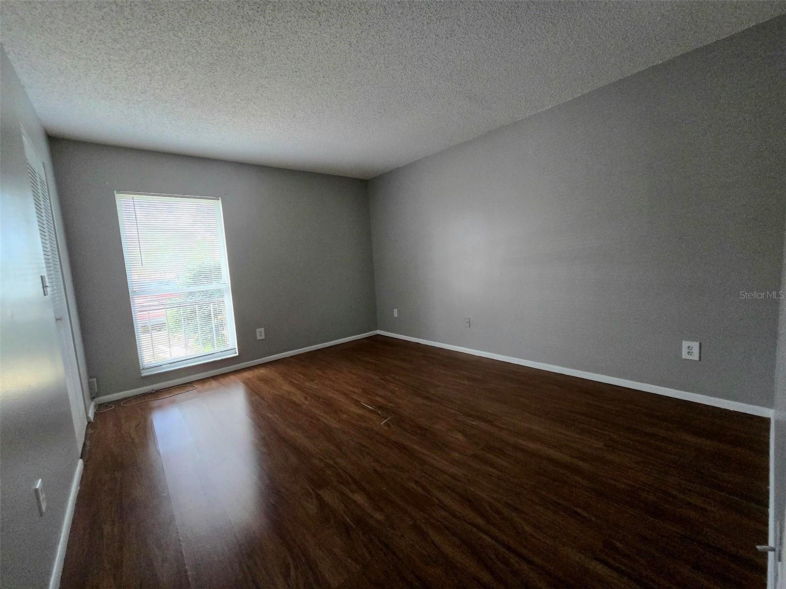 9TH STREET VILLAS A CONDOMINIU - Residential Lease