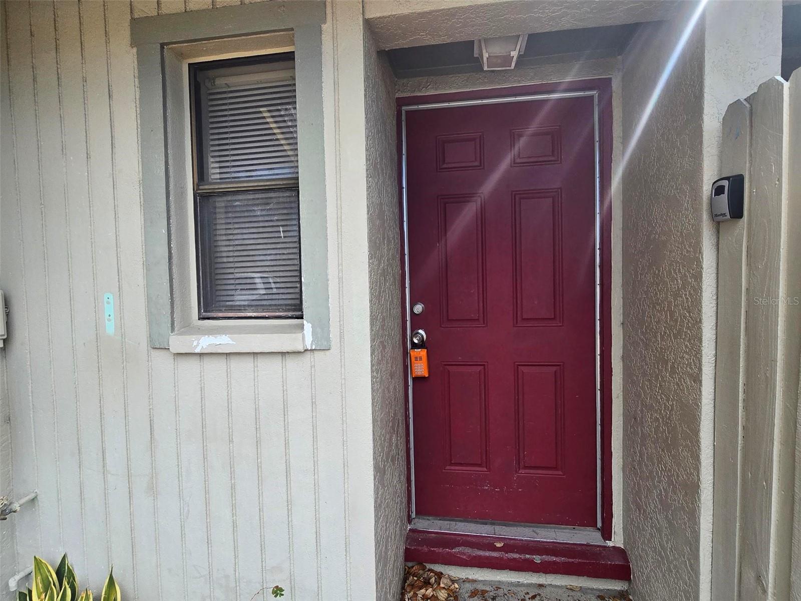 9TH STREET VILLAS A CONDOMINIU - Residential Lease