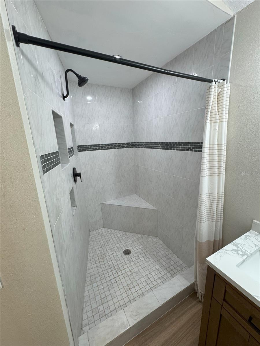 ALAFAYA WOODS PH 07 - Residential