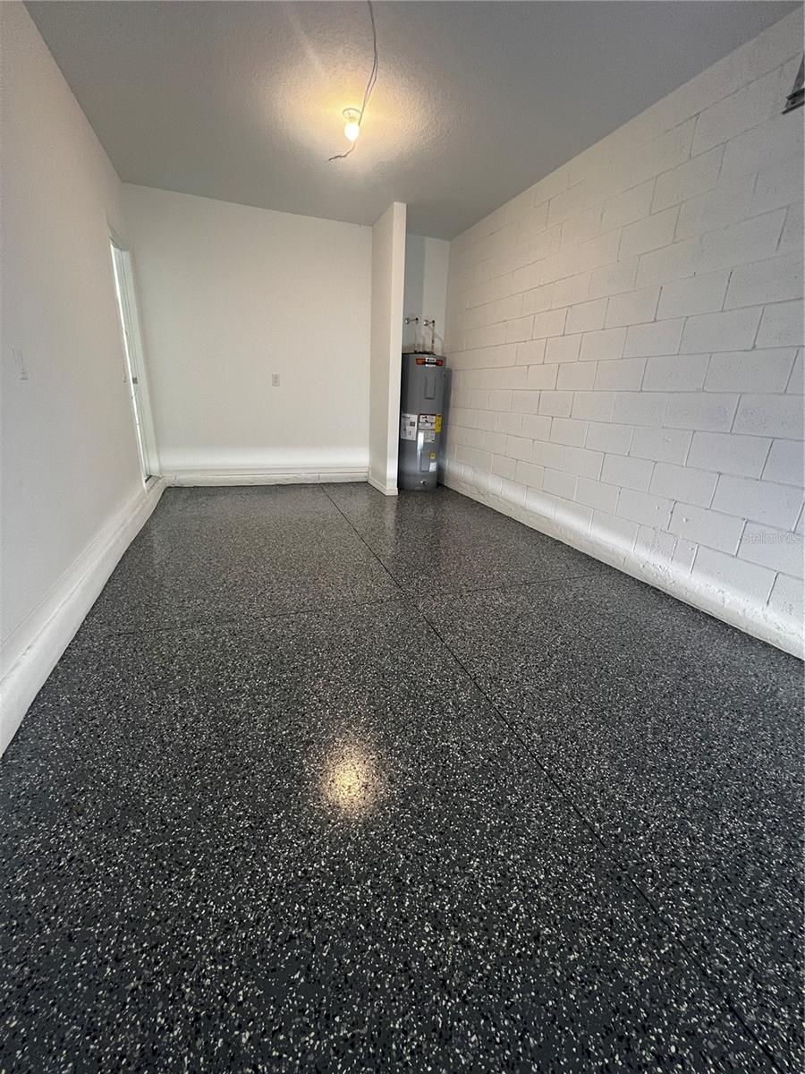 HORSE CREEK AT CROSSWINDS - Residential Lease