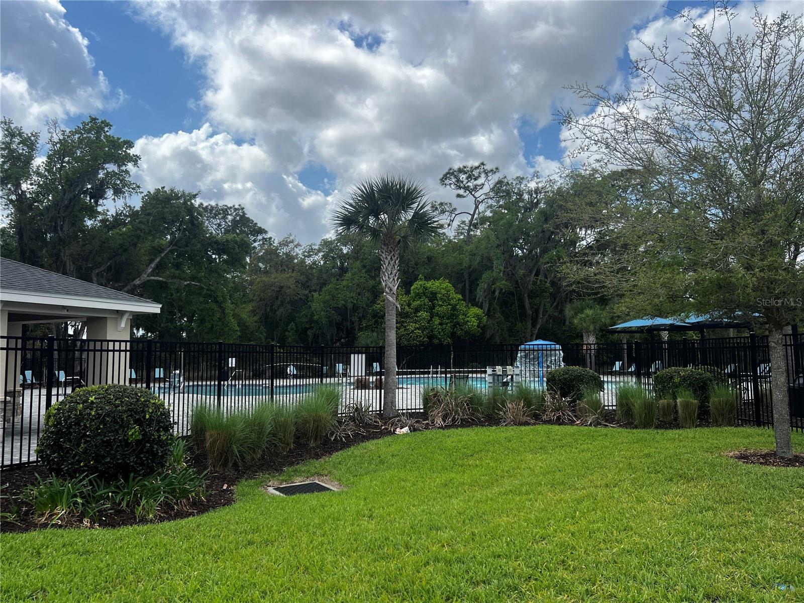 HORSE CREEK AT CROSSWINDS - Residential Lease