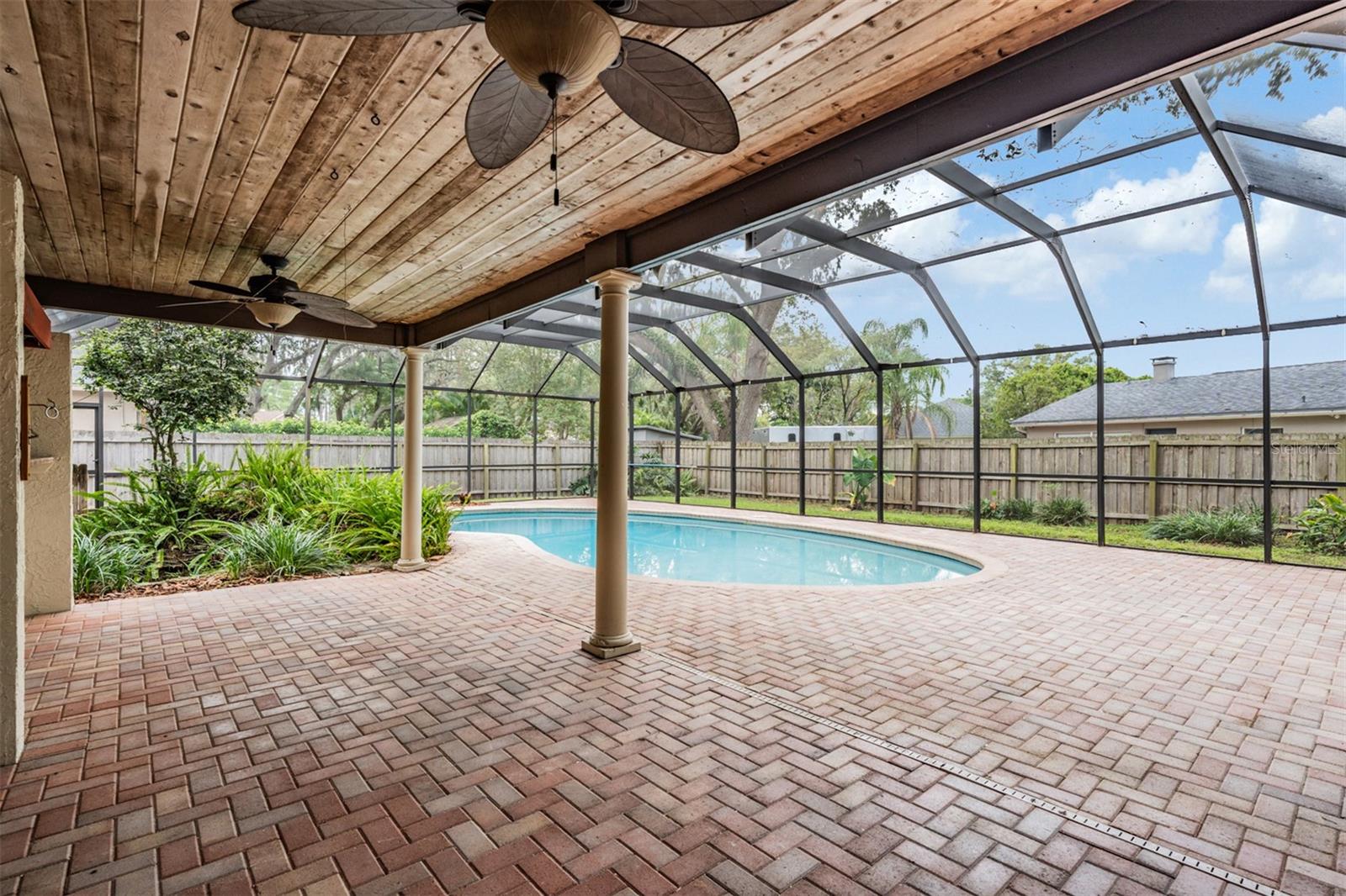 3604 ARLINGTON OAKS COURT