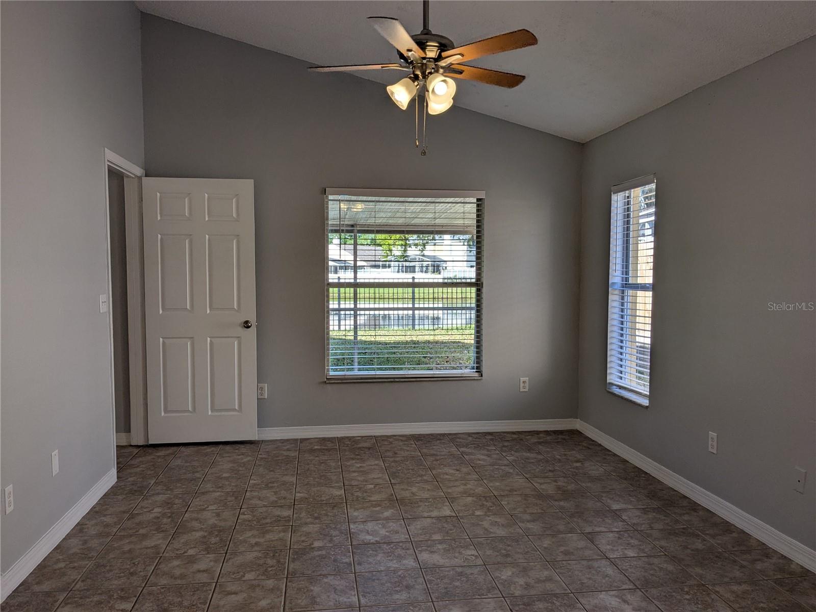 PINES WEKIVA SEC 03 PH 02 TR A - Residential Lease