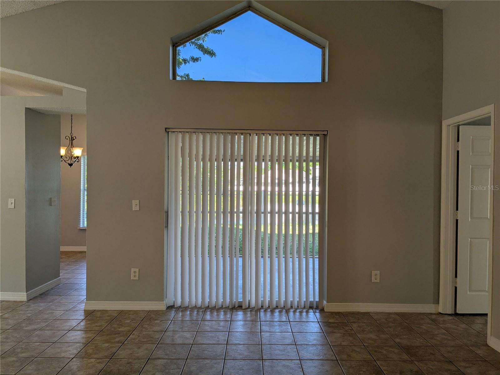 PINES WEKIVA SEC 03 PH 02 TR A - Residential Lease