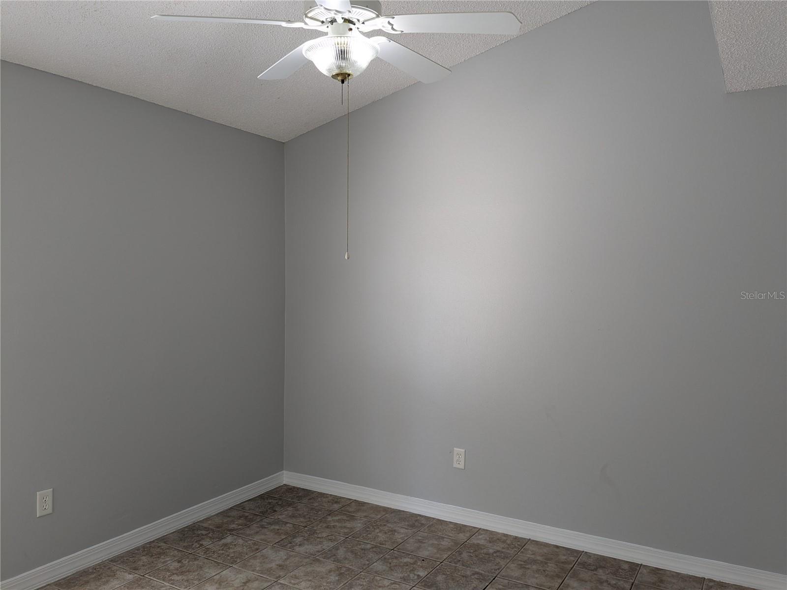 PINES WEKIVA SEC 03 PH 02 TR A - Residential Lease