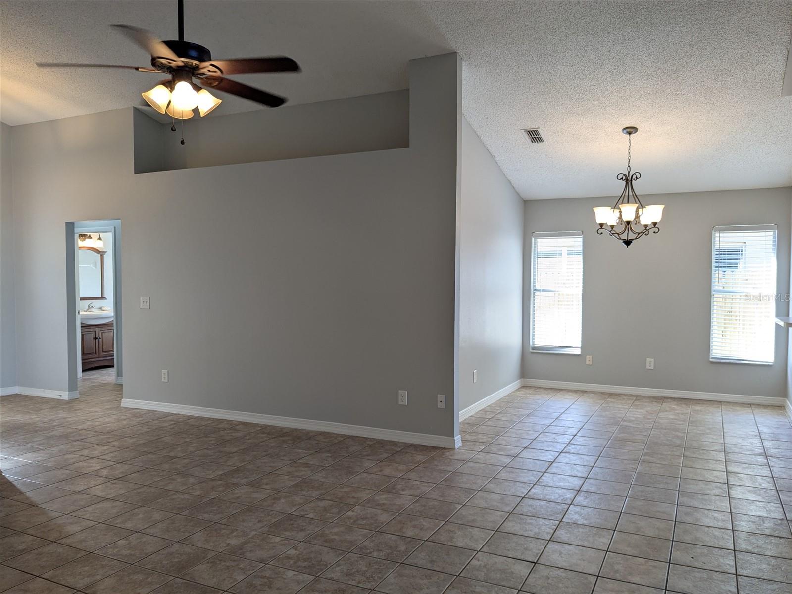 PINES WEKIVA SEC 03 PH 02 TR A - Residential Lease