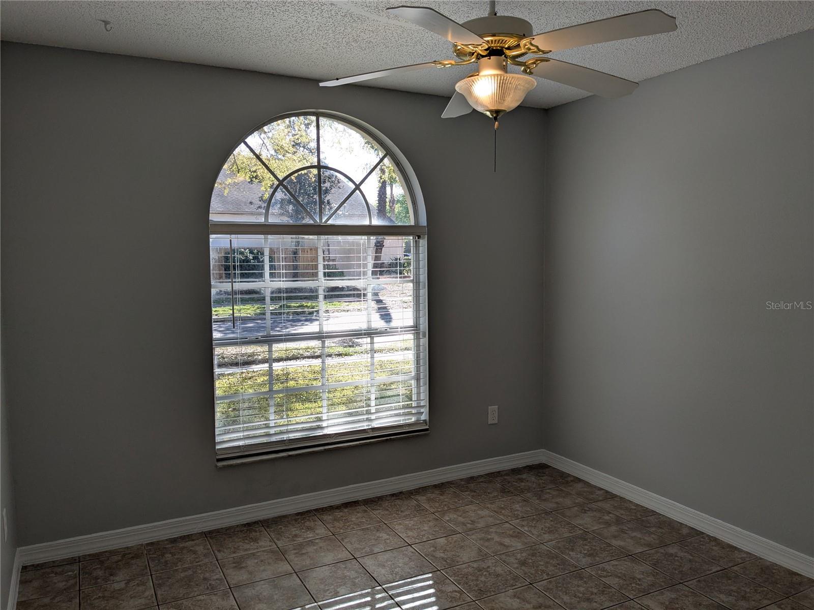 PINES WEKIVA SEC 03 PH 02 TR A - Residential Lease