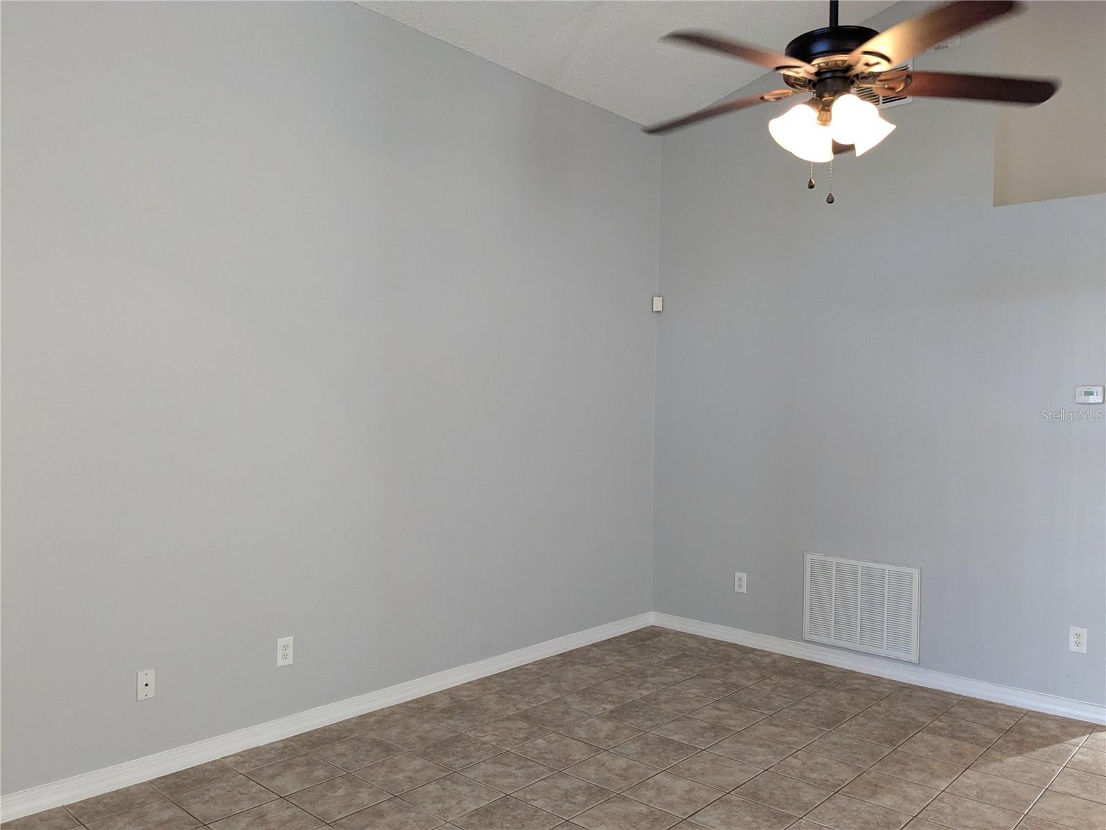 PINES WEKIVA SEC 03 PH 02 TR A - Residential Lease