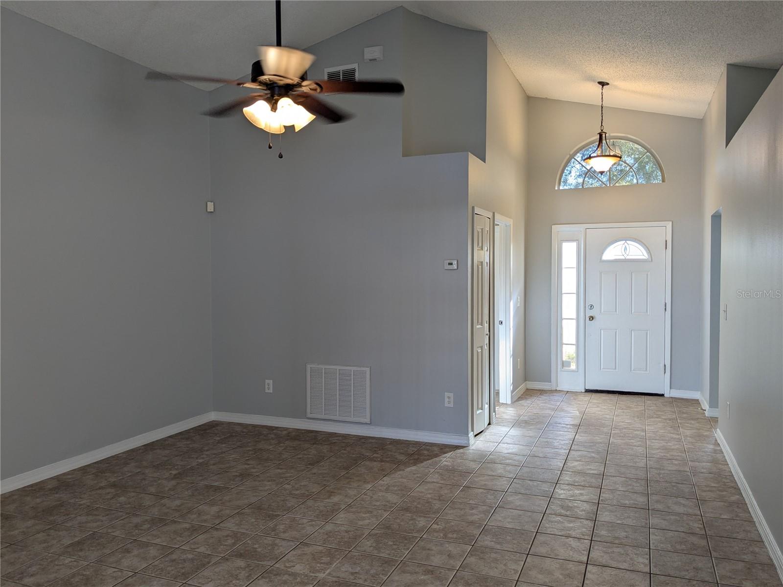 PINES WEKIVA SEC 03 PH 02 TR A - Residential Lease