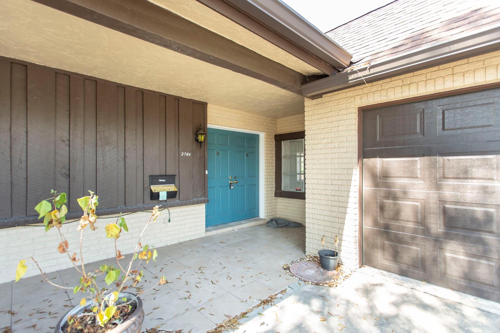 2101 SUNSET POINT ROAD 2706