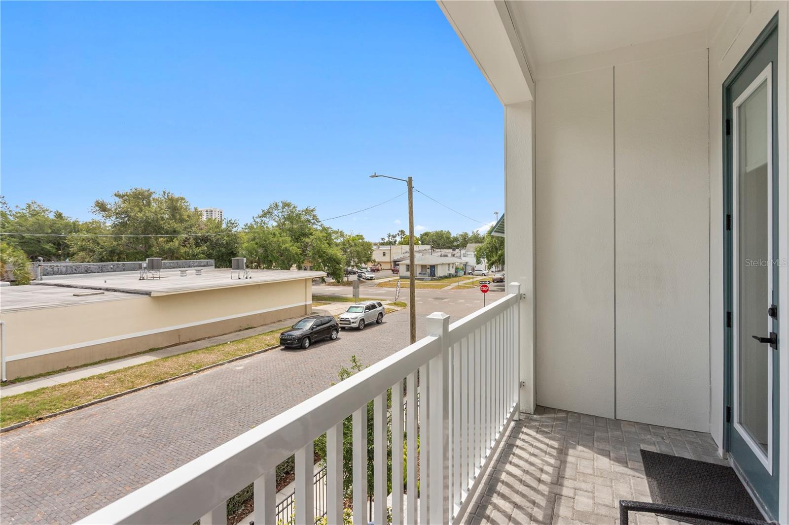 TOWNS AT KENWOOD LOT 19 - Residential