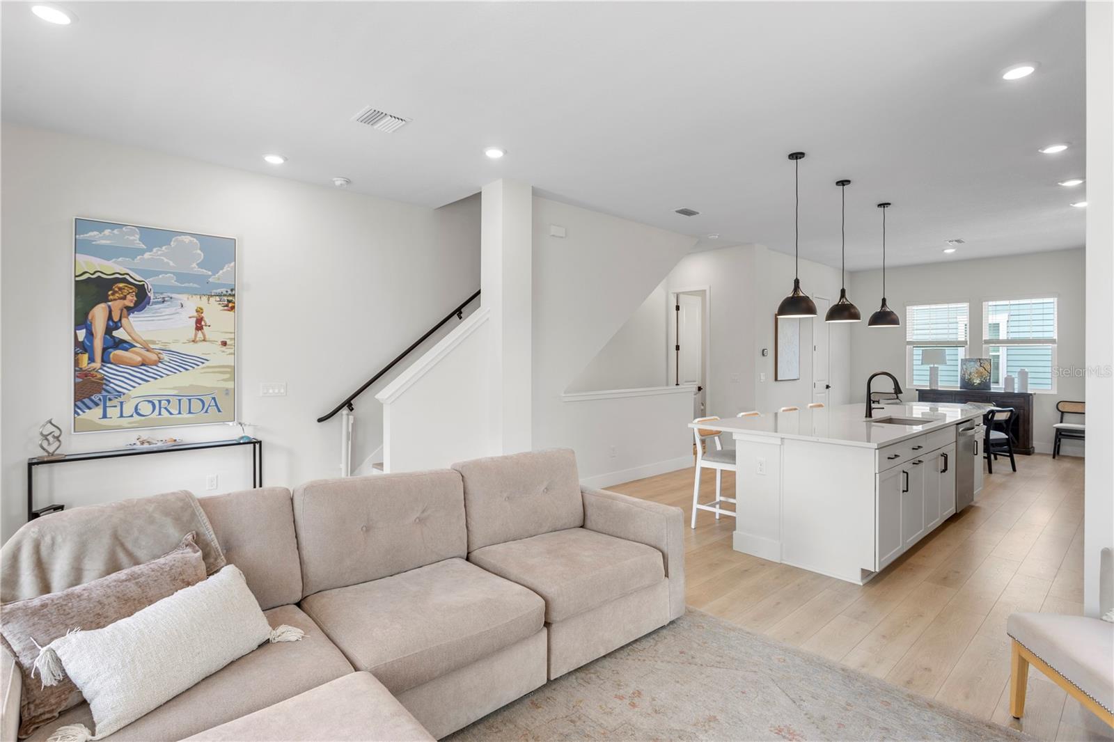 TOWNS AT KENWOOD LOT 19 - Residential