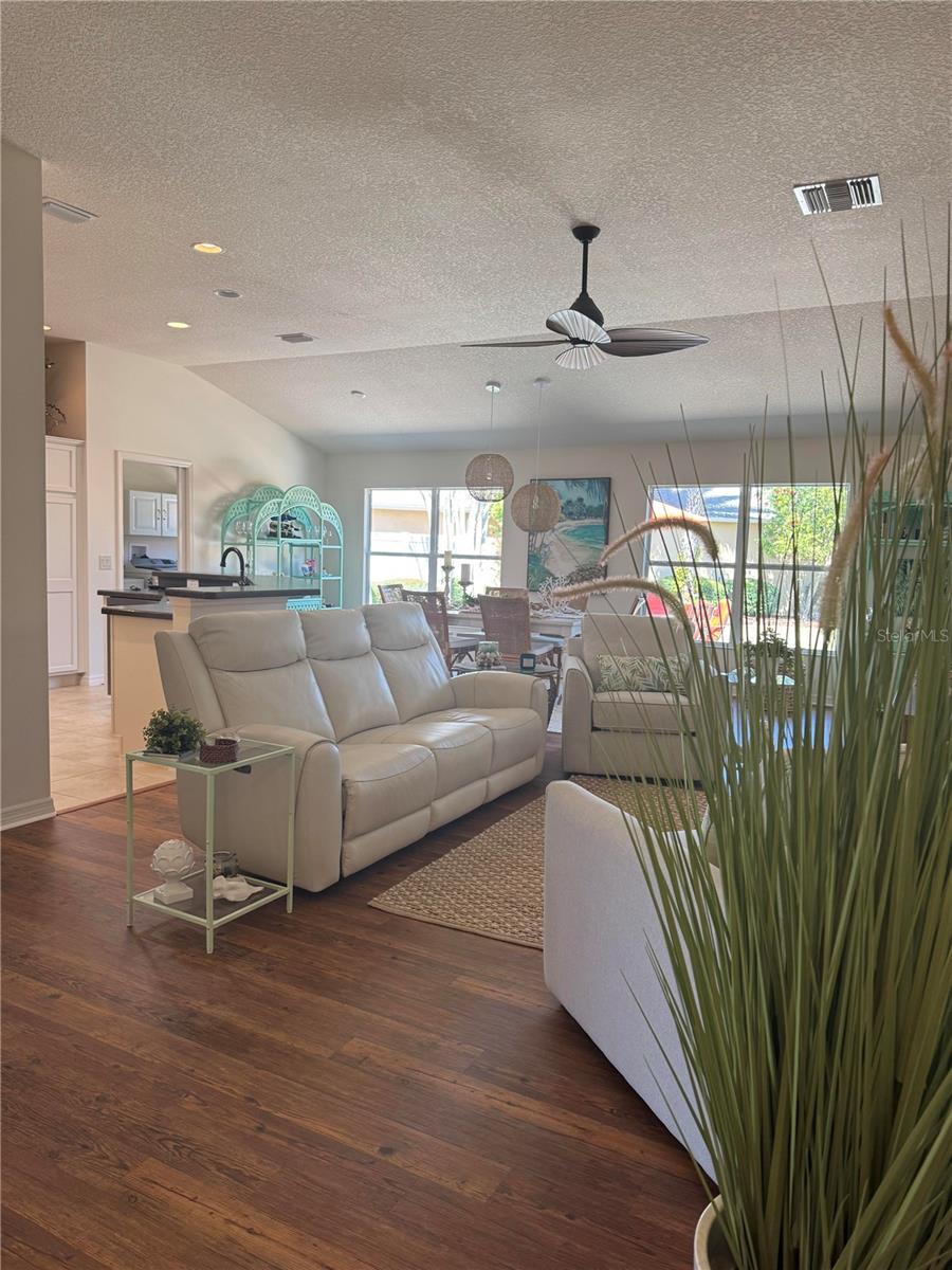 VILLAGES OF SUMTER FAIRWINDS VILLAS - Residential