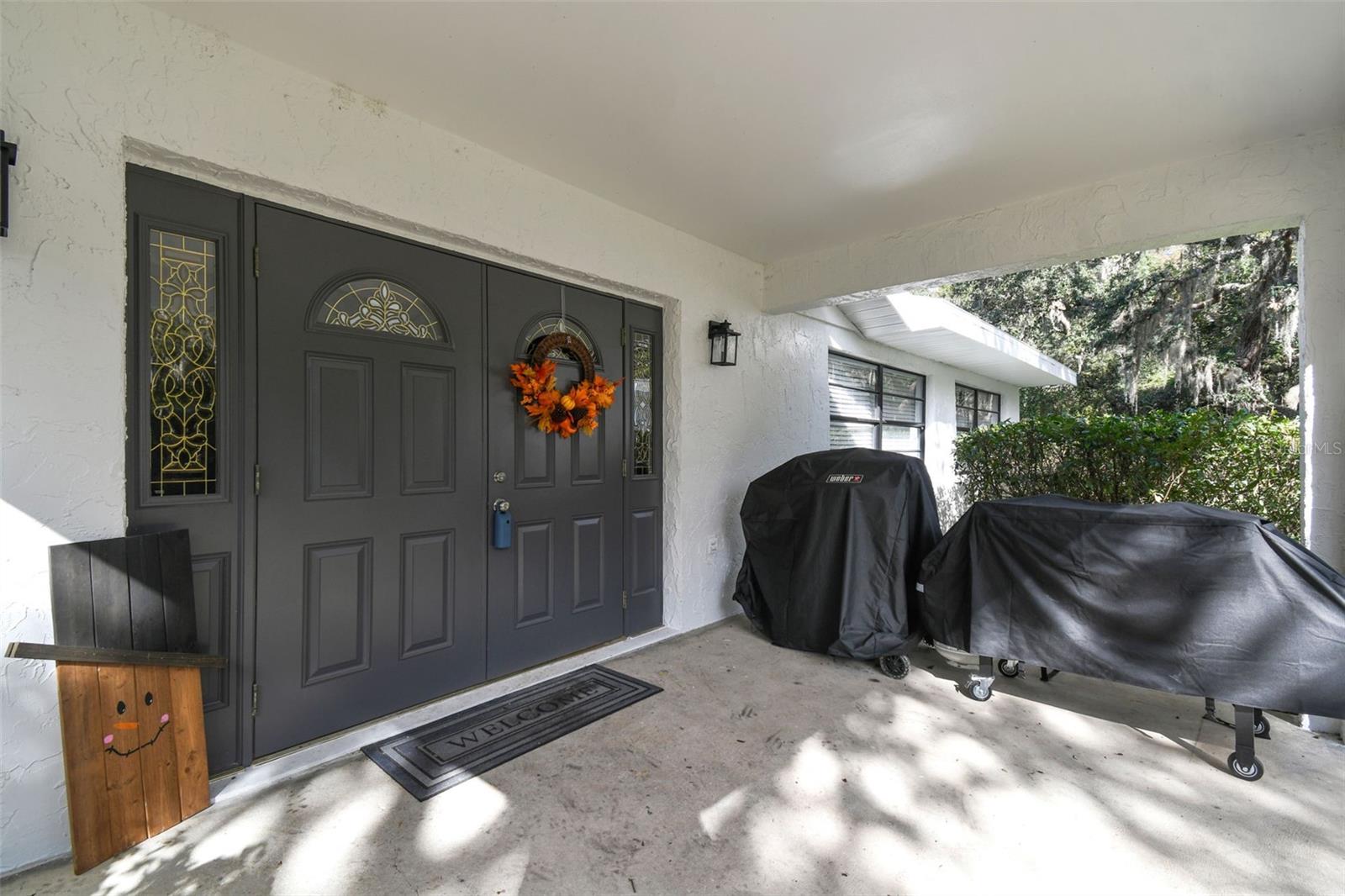 10208 GROVE DRIVE