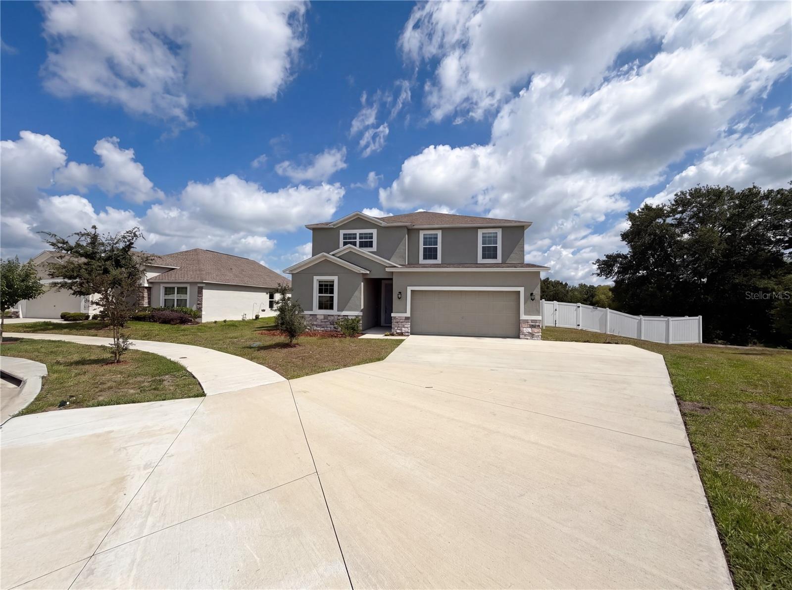 VILLAGE/GRESHAM FARMS - Residential