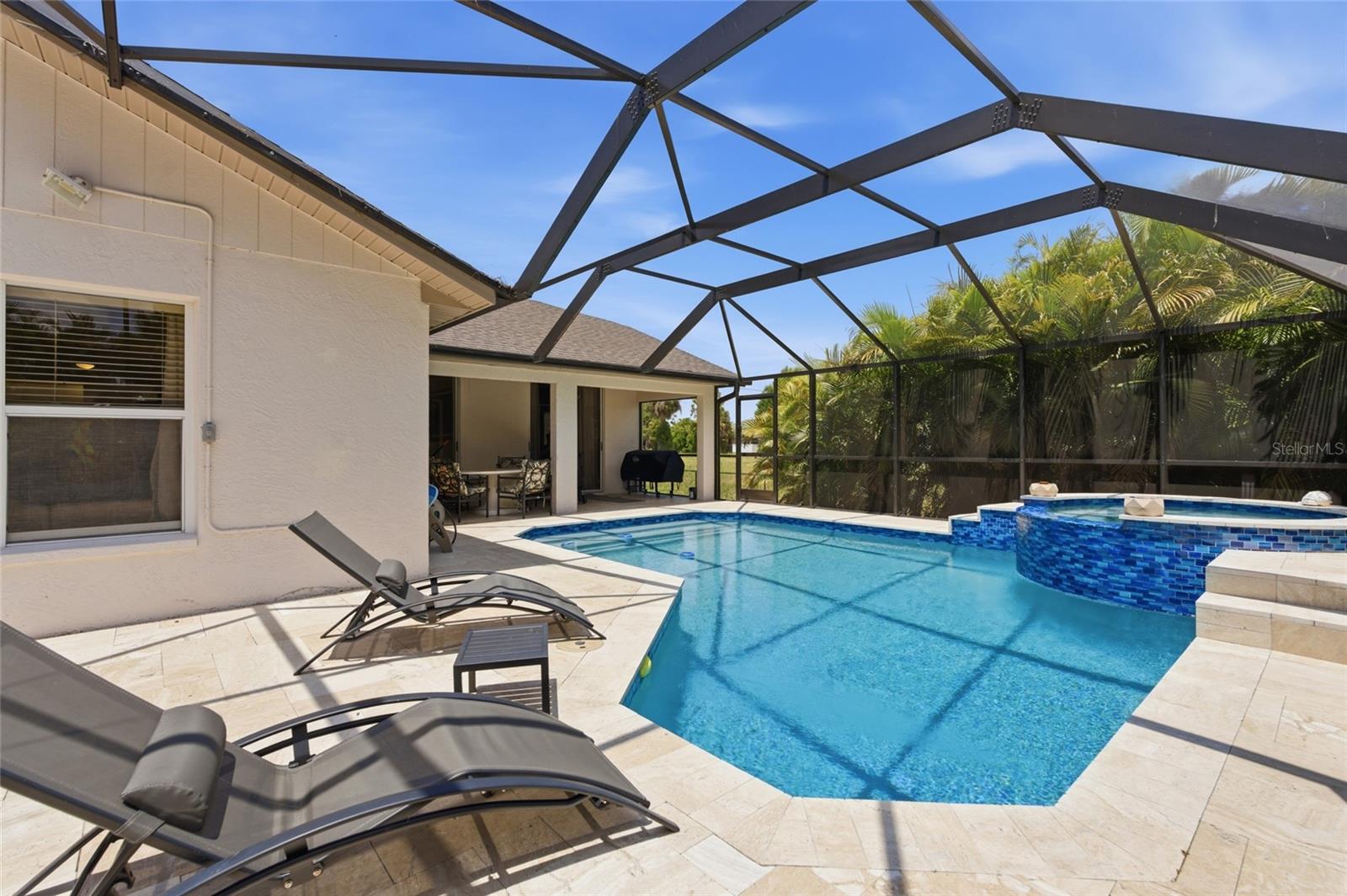 ROTONDA WEST BROADMOOR - Residential