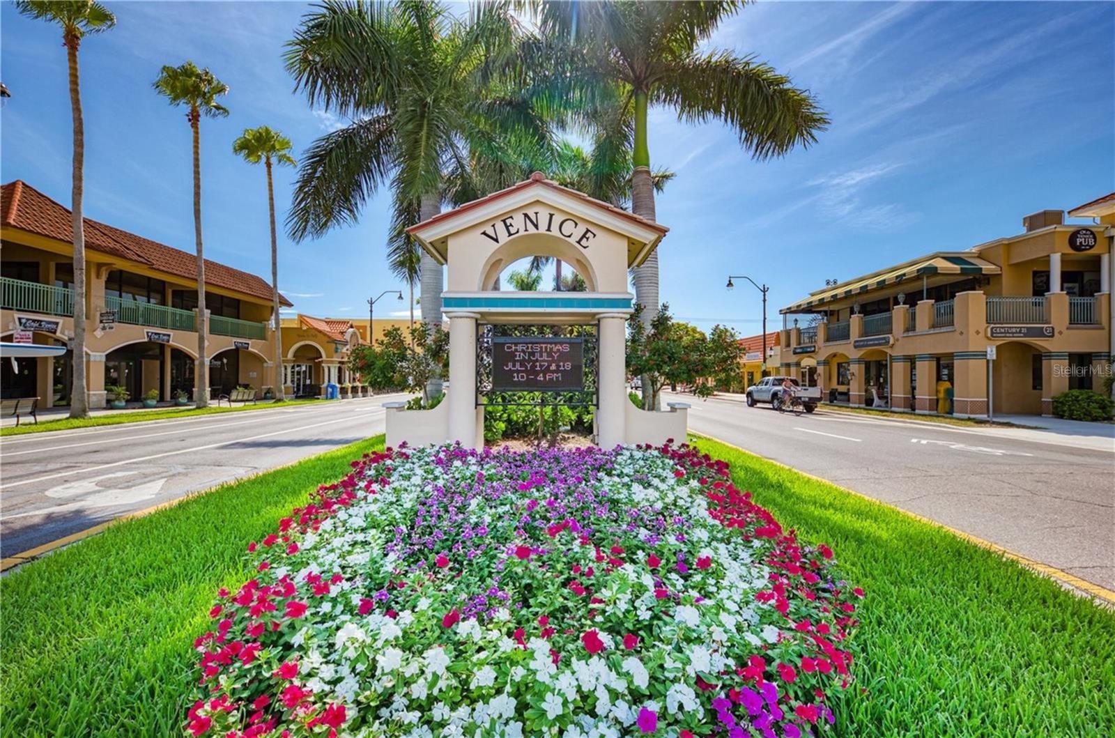 VENETIAN FALLS PH 2 - Residential