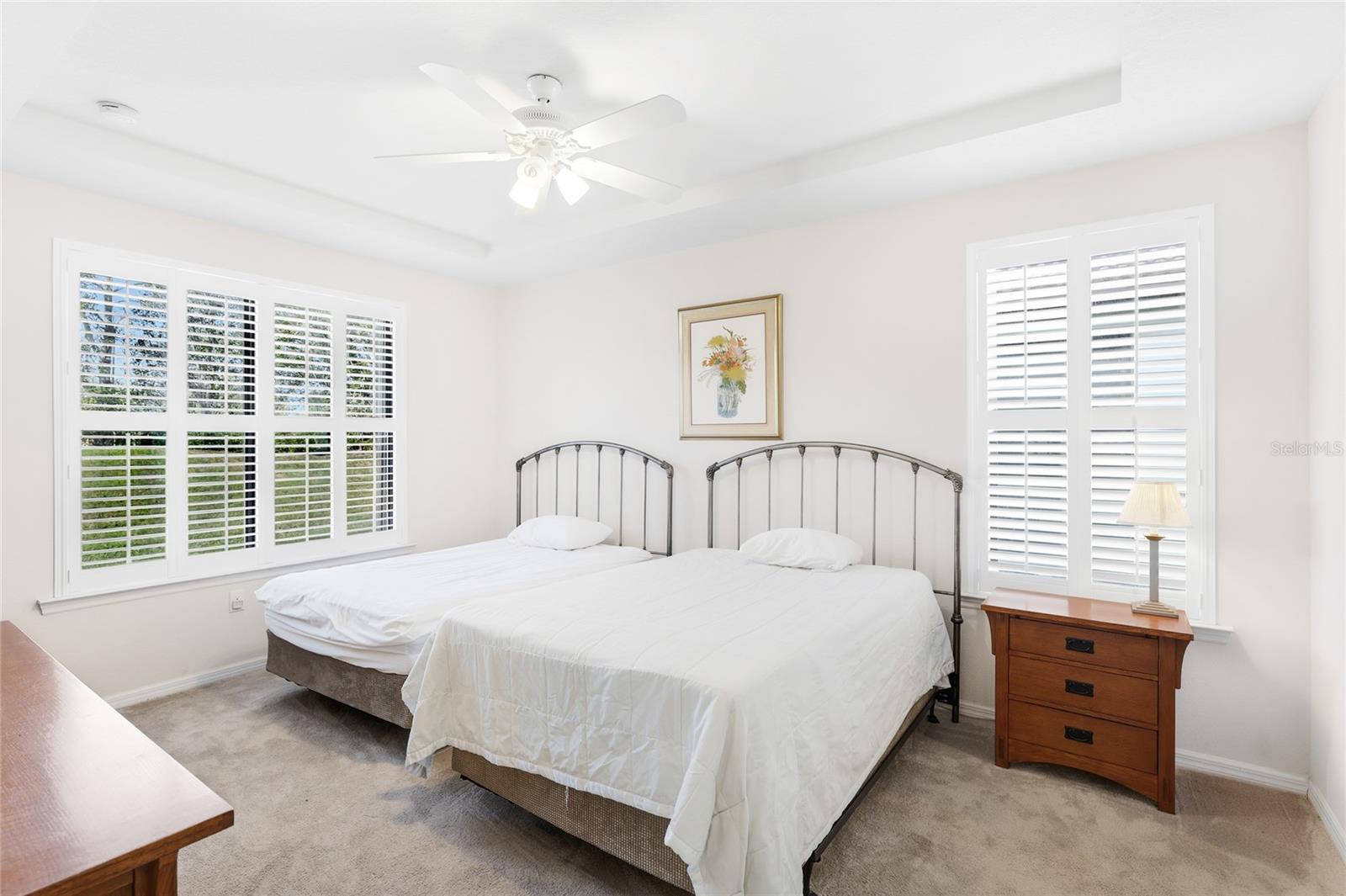 VENETIAN FALLS PH 2 - Residential