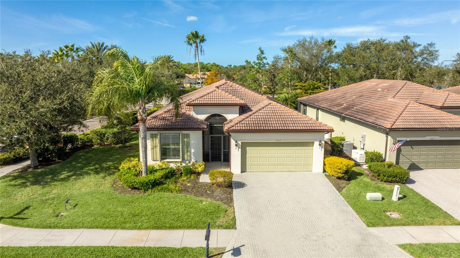 VENETIAN FALLS PH 2 - Residential