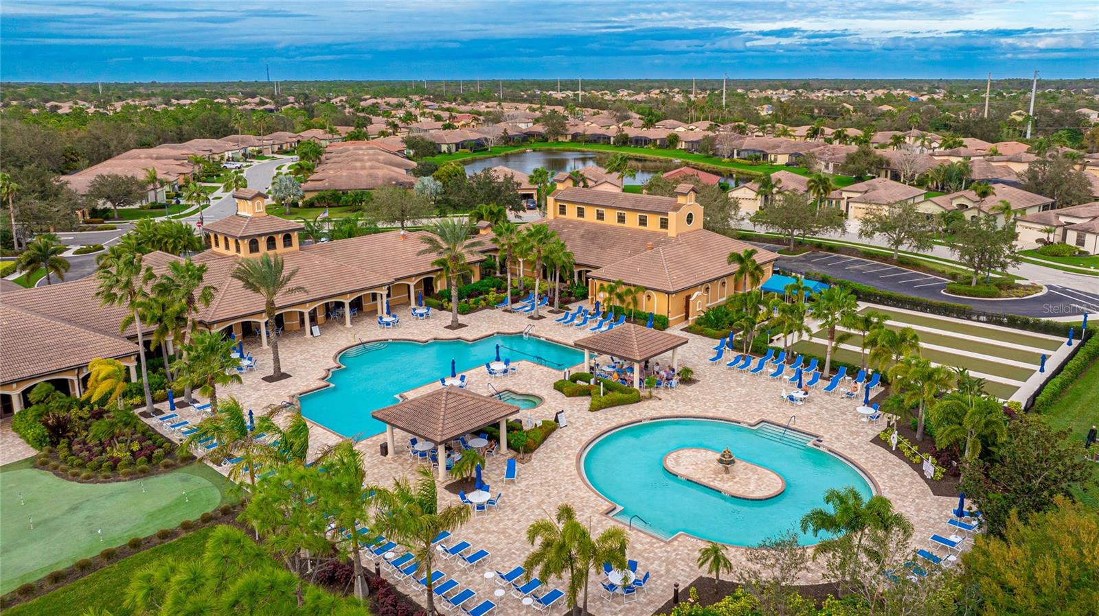 VENETIAN FALLS PH 2 - Residential