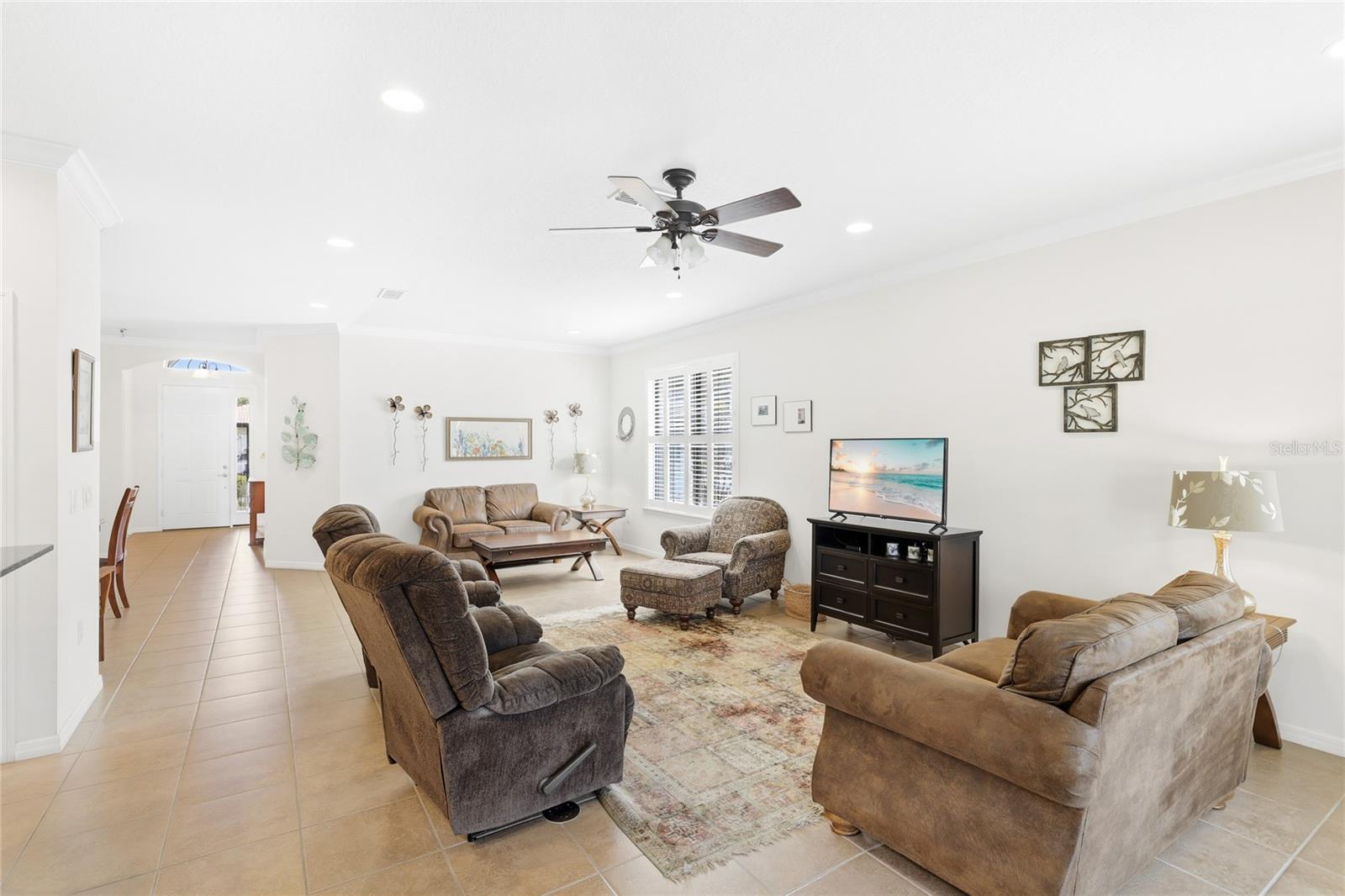 VENETIAN FALLS PH 2 - Residential