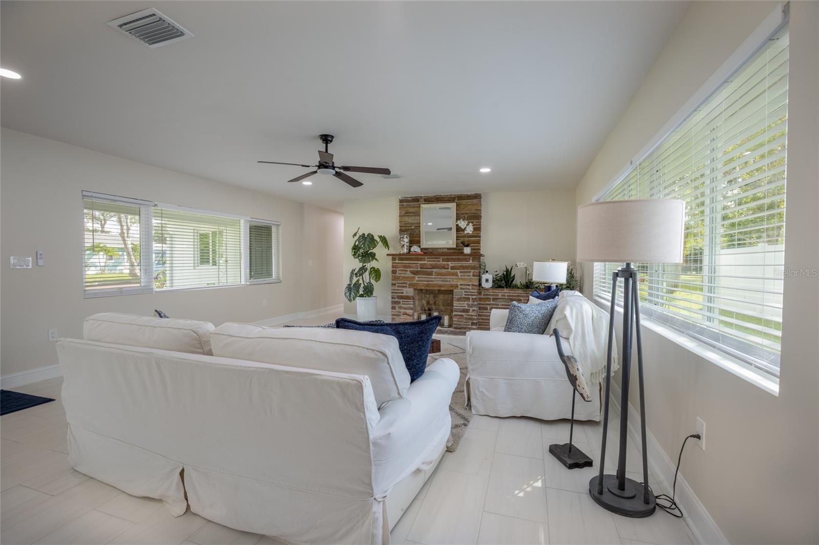 DUNEDIN ISLES 1 - Residential