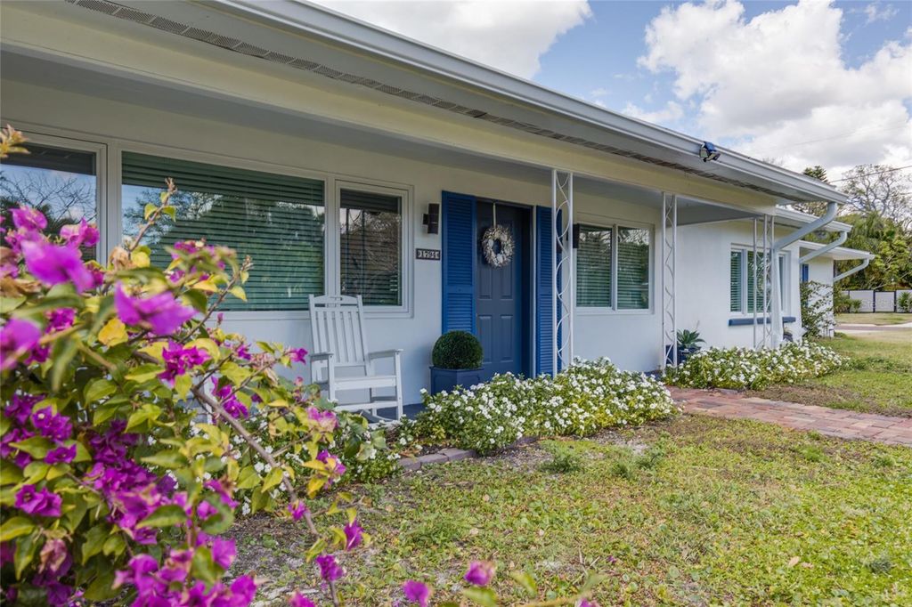 Photo of 1794 Santa Barbara Dr, Dunedin, FL 34698 (MLS # TB8443907)