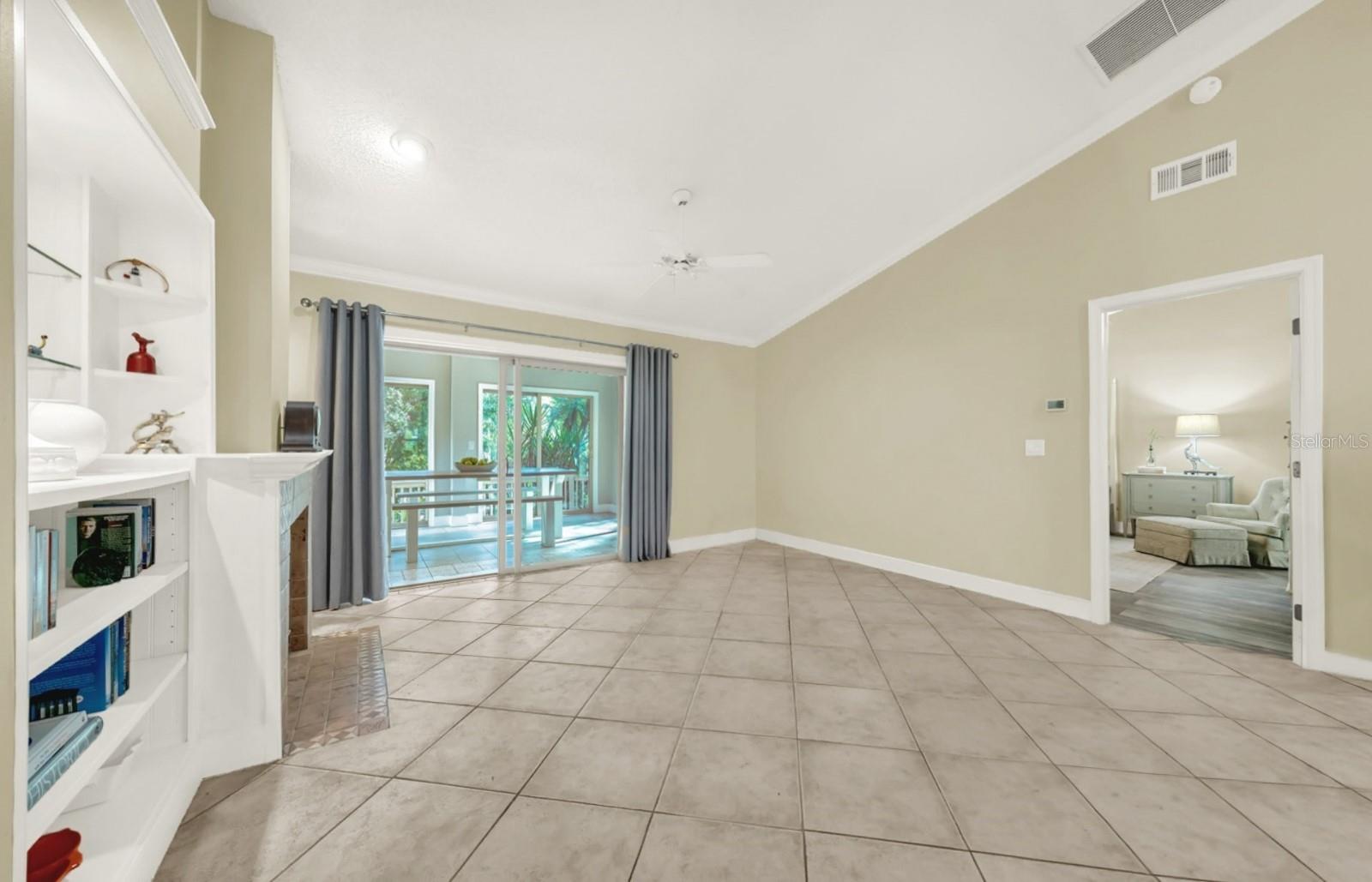 BENT OAKS UNIT 01 - Residential