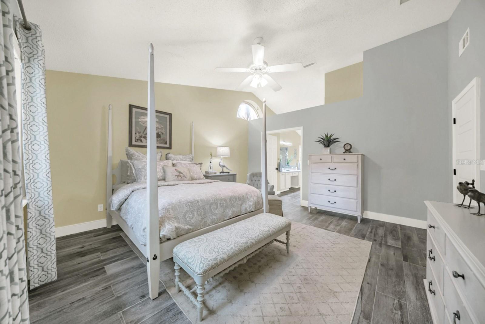 BENT OAKS UNIT 01 - Residential