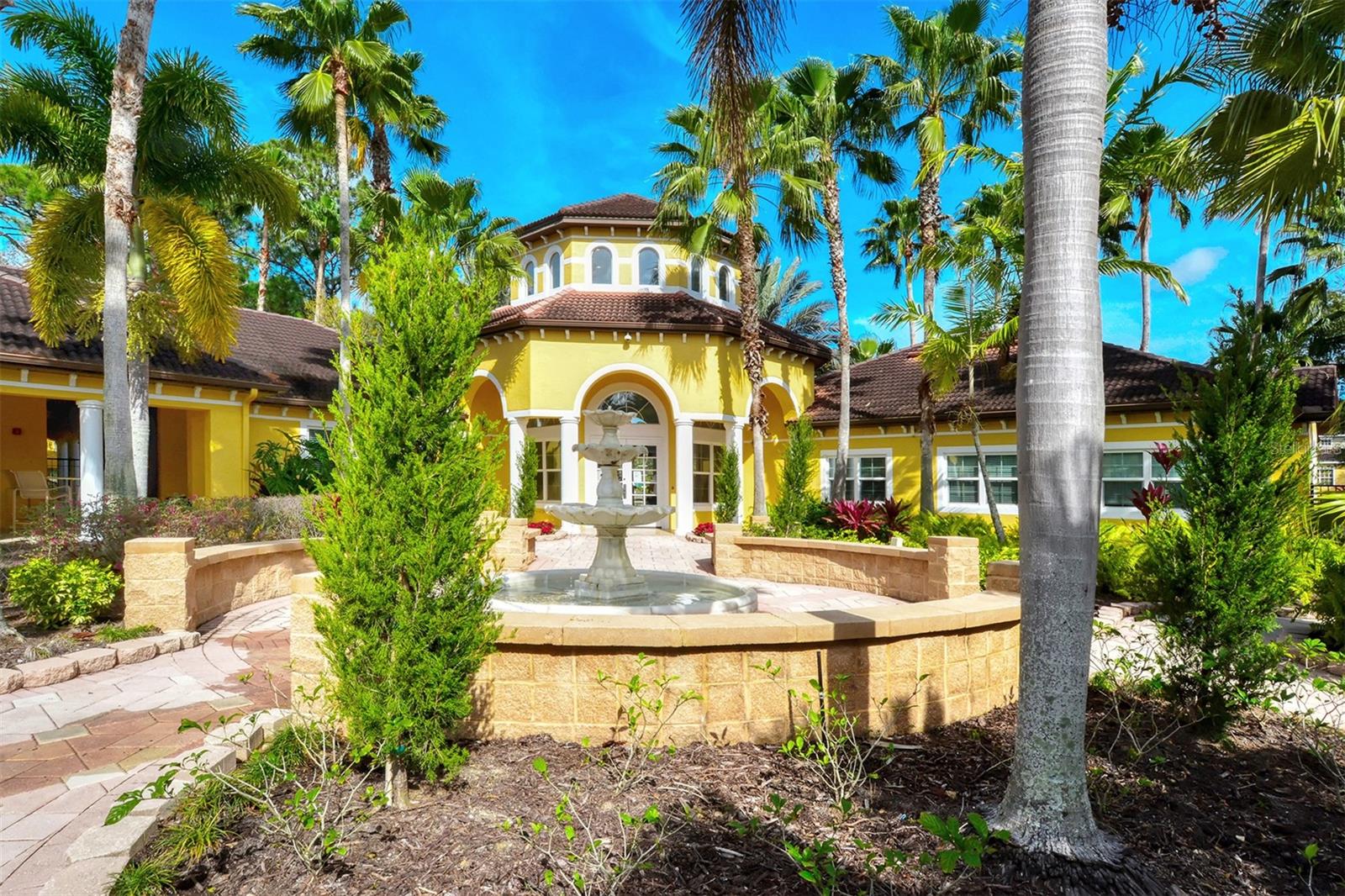 LAS PALMAS OF SARASOTA - Residential