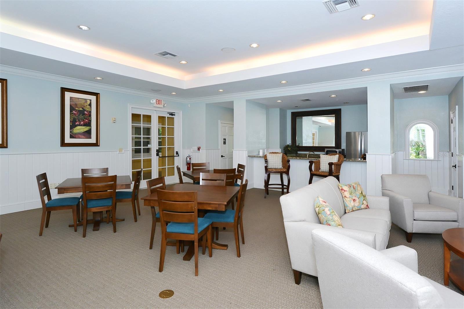 LAS PALMAS OF SARASOTA - Residential